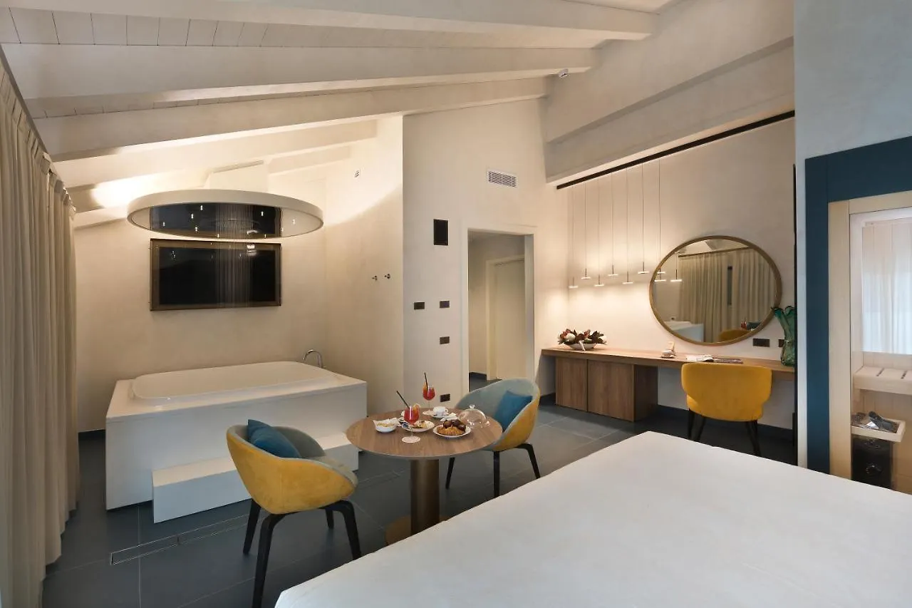 Vip'S Motel Luxury Accommodation & Spa Lonato Hotel