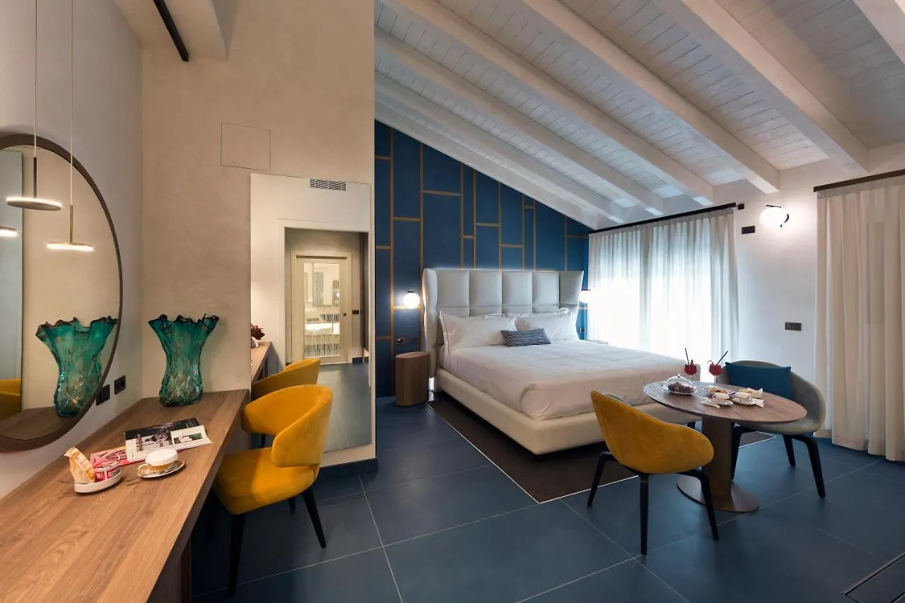 Vip'S Motel Luxury Accommodation & Spa Lonato Hotel